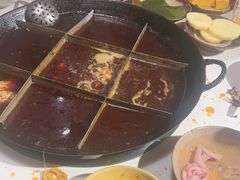 -岗上渣渣老火锅(两路口店)