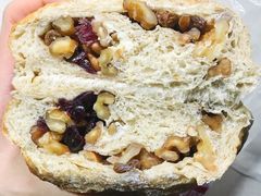 低糖全麦包-丁香西饼屋(桂林路店)