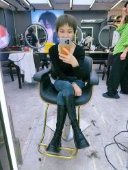 -藤野造型烫发染发