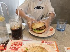 -必胜客(乐山世豪PH店)