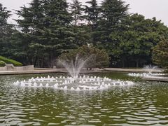 -龙华烈士纪念馆-停车场