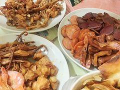 -蓝精灵饺子店