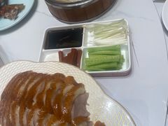 -梅利汴京烤鸭•开封豫菜地标店(东大街店)