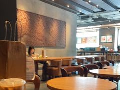 大堂-星巴克(南通凤凰文化广场店)