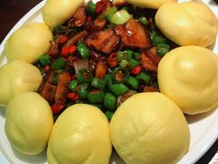 辣椒炒肉-老板恋上鱼(恒隆广场店)