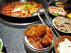 -四小区火锅·巷子里的重庆火锅(花照壁店)