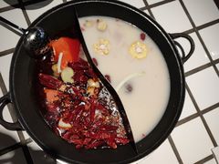 -朱光玉火锅馆·太原旗舰(钟楼街店)