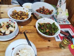 -浏阳小饭铺(洪西小区店)