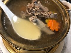 -汗腾格里·风味餐厅(新疆驻京办店)