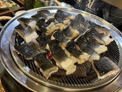 -围炉肉舍•炭烤活鳗•丹东海鲜烤肉(步行街店)