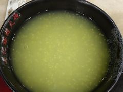 免费的棒碴粥-吴记百姓菜馆·北京菜·烤鸭(故宫店)