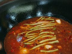 -哈尔滨烧烤·山河村铁锅炖(交大店)