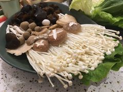 -椰子营·椰子鸡火锅(万象里店)