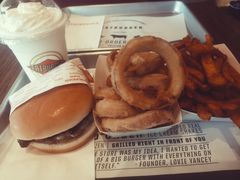 -FATBURGER 特富客汉堡(外交公寓店)