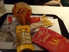 扭扭薯条+小福宝鸡排-麦当劳(豫园店)