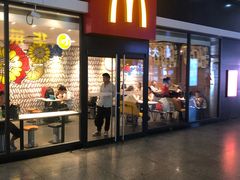 门面-麦当劳(武昌火车站店)
