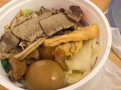 -鑫花溪牛肉米粉(东环大润发店)