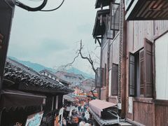-磁器口古镇