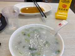 鲜鲩鱼片粥-味先肠粉(珠光路店)