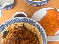 -沪西老弄堂面馆(定西路店)