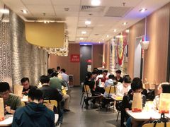 大堂-麦当劳(广州新港东路第二分店)