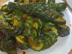 蓑衣黄瓜-王三姑牛肉饼