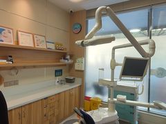 -上海仁爱医院口腔科 · 种植