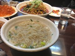 -三姐妹冷面馆(保卫路店)