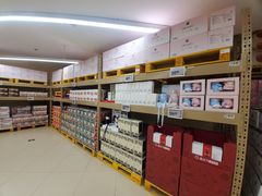 -盒马X会员店(王府井奥莱UP TOWN店)
