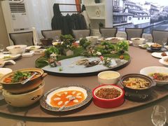 -香山湖渔家大院