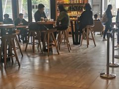 大堂-星巴克臻选(莘庄仲盛店)