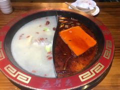 -庄老幺火锅(娄山关路店)