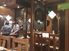 大堂-云海肴·汽锅鸡·云南菜(天山百盛优客店)