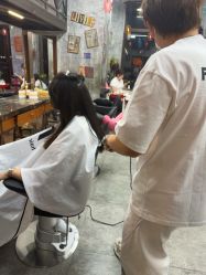 点击看大图 -T.1 hair salon烫染接发