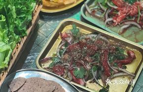 Family-style Spiced Meat (Black Pepper Flavor)