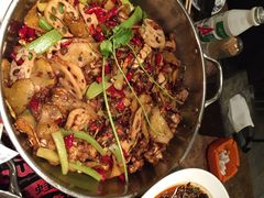 蛙蛙叫干锅年代(东直门簋街店)-蛙蛙叫干锅年代(簋街总店)