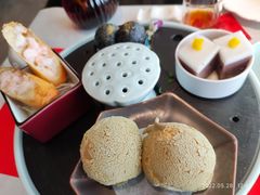 -馋遇江南·精致湖景雅宴(东方之门店)