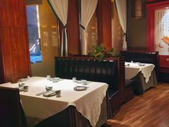 -八府香鸭·啫啫煲(华山路店)