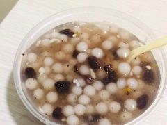 -芳婆糕团店(王府大街店)
