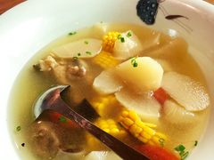 -有红鸡毛店·川菜(建设路店)