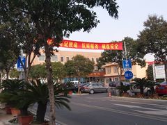 -上海市宝山区殡仪馆-停车场