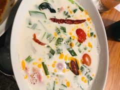 -Chom Cafe and Restaurant