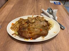 海鲜炒饭配香蒜烤鸡-玛格萝妮比萨屋(四平店)