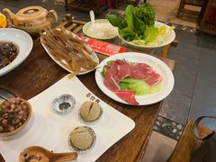 -亮欢寨酸汤鱼(沙冲路店)