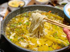 -山城外·非遗酸菜鱼(财富中心店)