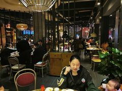 大堂-铁胖子口碑长沙菜·龙虾烧烤(赤岗社区店)