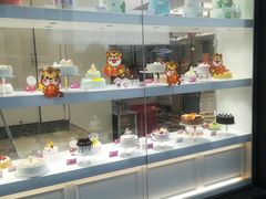 面包甜点陈列柜-味多美(江桥万达店)