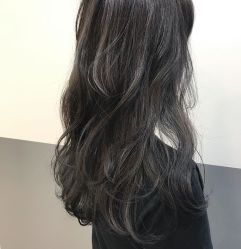 -茶发Salon·烫发染发理发