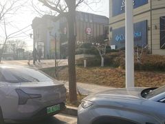 -王府井奥莱临潼小镇(临潼店)