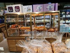 -仟吉·ART FARM主题店(菱角湖万达店)